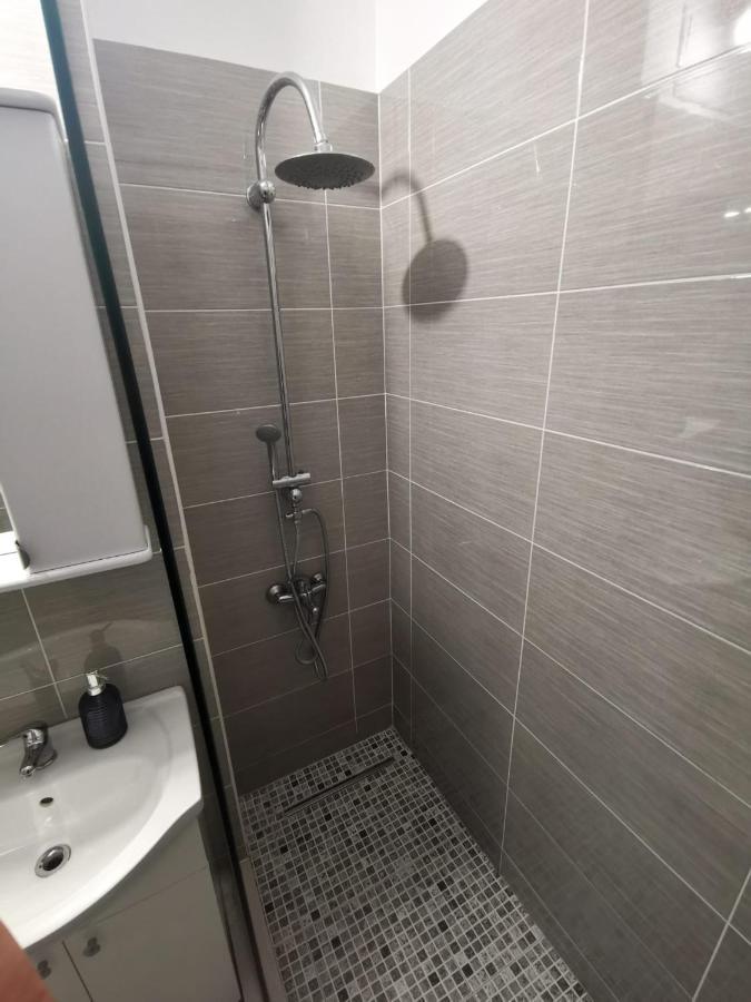 Apartament 2 Camere Aproape De Spitalul Obregia Si Bagdasar Nu Ofer Factura บูคาเรสต์ ภายนอก รูปภาพ